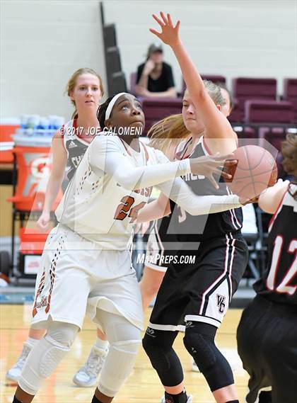 Thumbnail 3 in Madison vs Churchill photogallery.