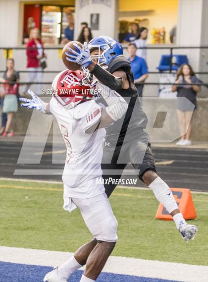 Thumbnail 3 in Dixie Heights @ Covington Catholic photogallery.
