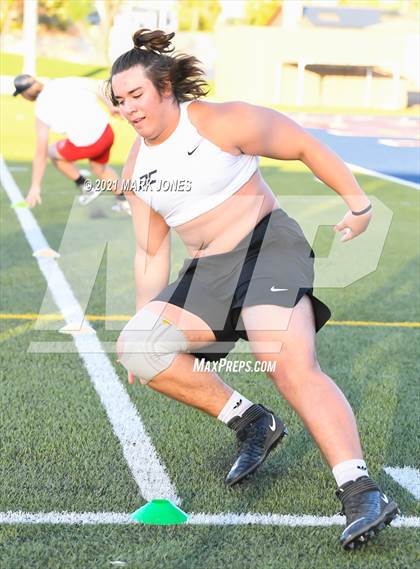 Thumbnail 3 in Scottsdale Christian Academy vs. Northwest Christian (7-on-7 Game) photogallery.