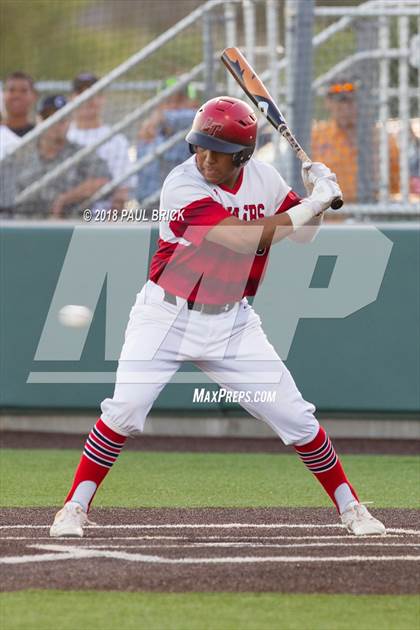 Thumbnail 3 in Lake Travis vs San Antonio Reagan (UIL 6A Regional Quarterfinal) photogallery.