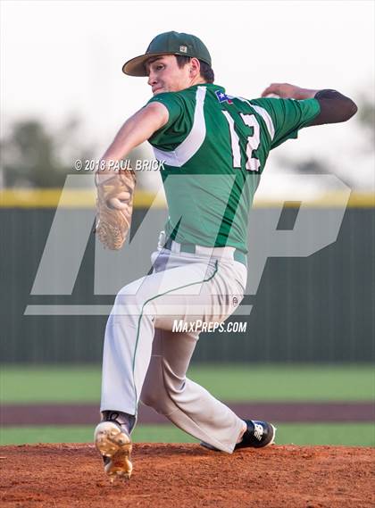 Thumbnail 3 in Lake Travis vs San Antonio Reagan (UIL 6A Regional Quarterfinal) photogallery.