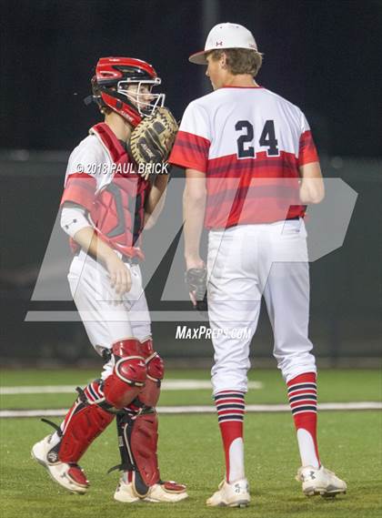 Thumbnail 3 in Lake Travis vs San Antonio Reagan (UIL 6A Regional Quarterfinal) photogallery.