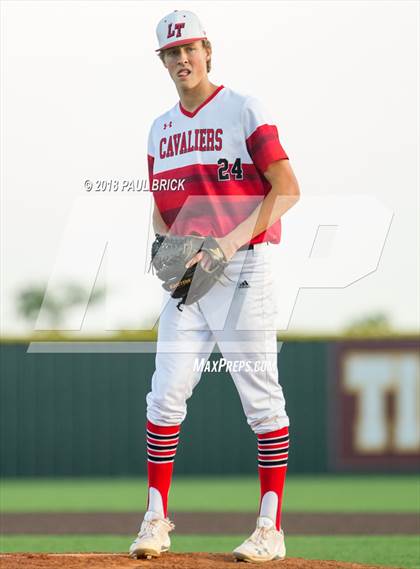 Thumbnail 2 in Lake Travis vs San Antonio Reagan (UIL 6A Regional Quarterfinal) photogallery.