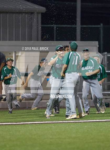 Thumbnail 2 in Lake Travis vs San Antonio Reagan (UIL 6A Regional Quarterfinal) photogallery.