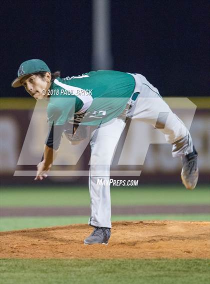 Thumbnail 3 in Lake Travis vs San Antonio Reagan (UIL 6A Regional Quarterfinal) photogallery.