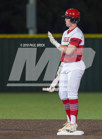 Thumbnail 2 in Lake Travis vs San Antonio Reagan (UIL 6A Regional Quarterfinal) photogallery.