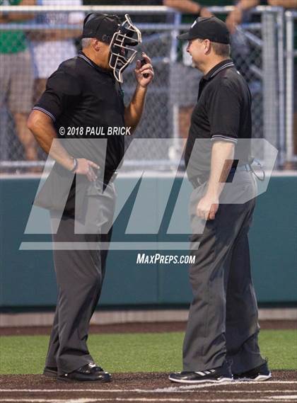 Thumbnail 2 in Lake Travis vs San Antonio Reagan (UIL 6A Regional Quarterfinal) photogallery.
