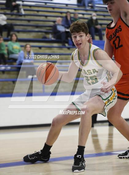 Thumbnail 1 in Southwestern vs. Waterloo (Freeburg/Columbia Holliday Tournament) photogallery.