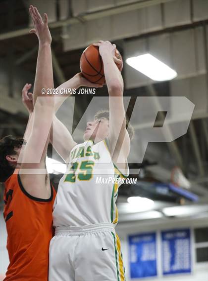 Thumbnail 3 in Southwestern vs. Waterloo (Freeburg/Columbia Holliday Tournament) photogallery.