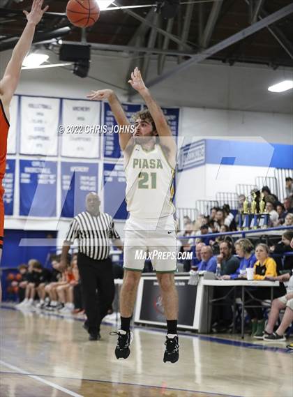 Thumbnail 2 in Southwestern vs. Waterloo (Freeburg/Columbia Holliday Tournament) photogallery.