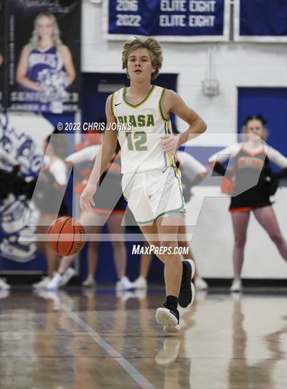 Thumbnail 3 in Southwestern vs. Waterloo (Freeburg/Columbia Holliday Tournament) photogallery.