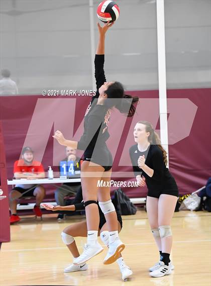 Thumbnail 3 in Maricopa vs. St. Johns (EPIC Tournament Chandler Prep Invite) photogallery.