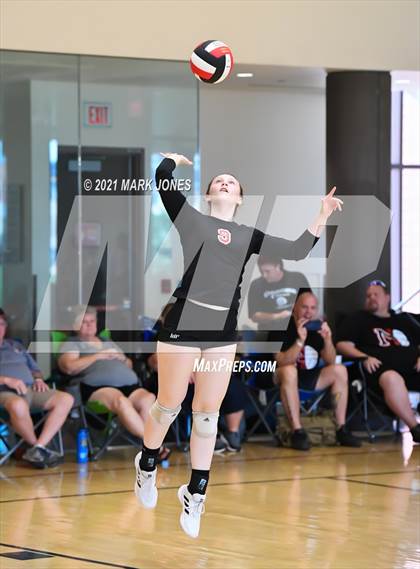 Thumbnail 3 in Maricopa vs. St. Johns (EPIC Tournament Chandler Prep Invite) photogallery.