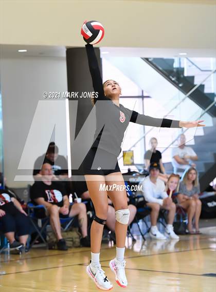Thumbnail 1 in Maricopa vs. St. Johns (EPIC Tournament Chandler Prep Invite) photogallery.