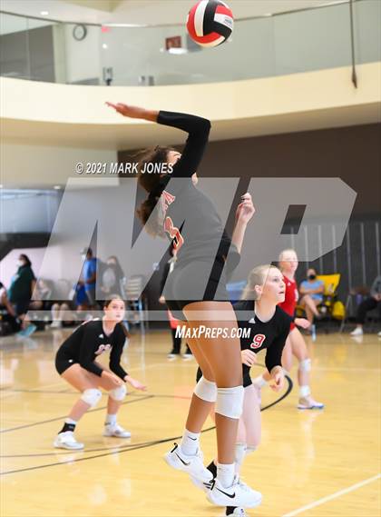 Thumbnail 2 in Maricopa vs. St. Johns (EPIC Tournament Chandler Prep Invite) photogallery.