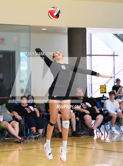Thumbnail 3 in Maricopa vs. St. Johns (EPIC Tournament Chandler Prep Invite) photogallery.