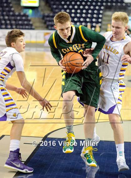 Thumbnail 1 in Puyallup vs Kentridge (4A SPSL Tournament) photogallery.