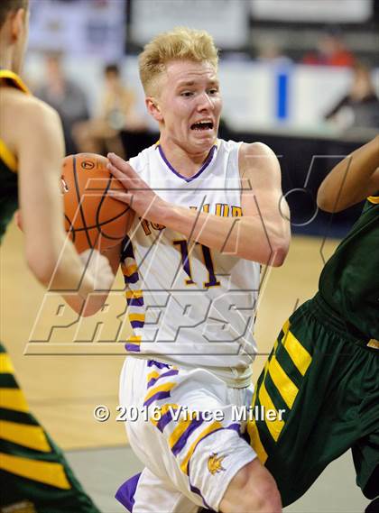 Thumbnail 1 in Puyallup vs Kentridge (4A SPSL Tournament) photogallery.
