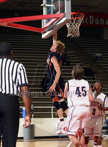 Thumbnail 1 in Bush vs. Madison (McDonald's Texas Invitational) photogallery.