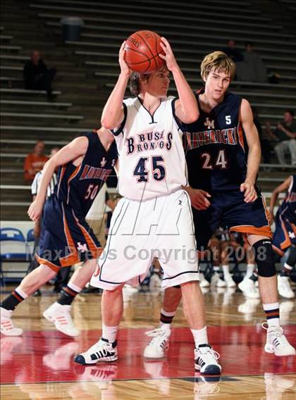 Thumbnail 2 in Bush vs. Madison (McDonald's Texas Invitational) photogallery.