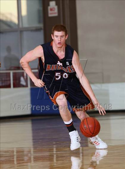 Thumbnail 2 in Bush vs. Madison (McDonald's Texas Invitational) photogallery.