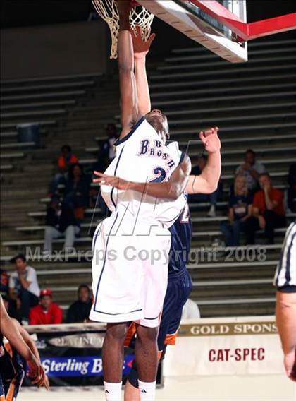 Thumbnail 1 in Bush vs. Madison (McDonald's Texas Invitational) photogallery.