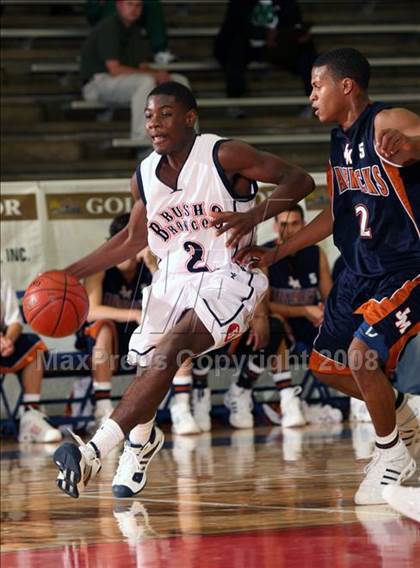 Thumbnail 2 in Bush vs. Madison (McDonald's Texas Invitational) photogallery.