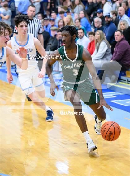 Thumbnail 1 in Canton Central Catholic @ Louisville photogallery.