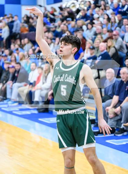 Thumbnail 2 in Canton Central Catholic @ Louisville photogallery.
