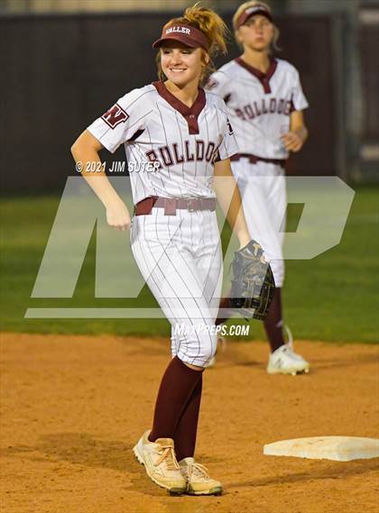 Thumbnail 1 in Paetow @ Waller photogallery.