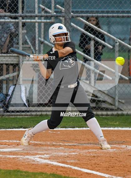 Thumbnail 1 in Paetow @ Waller photogallery.