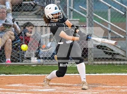 Thumbnail 1 in Paetow @ Waller photogallery.