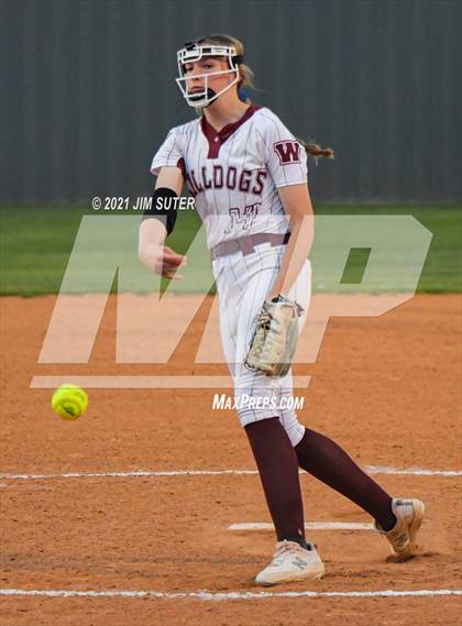 Thumbnail 2 in Paetow @ Waller photogallery.