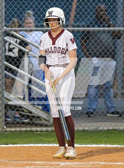 Thumbnail 2 in Paetow @ Waller photogallery.