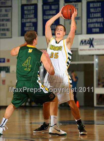 Thumbnail 1 in Moorpark vs. Edison (MaxPreps Holiday Classic) photogallery.