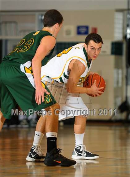 Thumbnail 2 in Moorpark vs. Edison (MaxPreps Holiday Classic) photogallery.