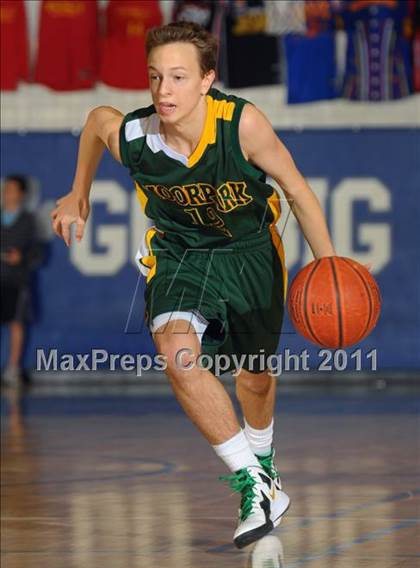 Thumbnail 1 in Moorpark vs. Edison (MaxPreps Holiday Classic) photogallery.