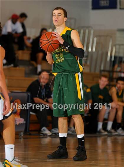 Thumbnail 1 in Moorpark vs. Edison (MaxPreps Holiday Classic) photogallery.
