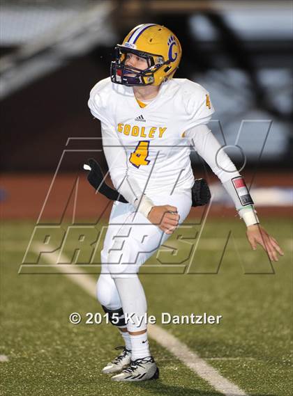 Thumbnail 2 in Godley vs Krum (UIL 4A Division 2 Region 1 Bi-District Playoff) photogallery.