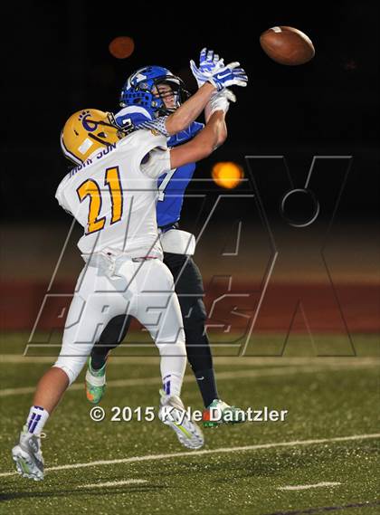 Thumbnail 1 in Godley vs Krum (UIL 4A Division 2 Region 1 Bi-District Playoff) photogallery.