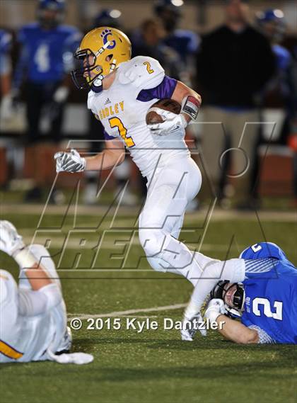 Thumbnail 1 in Godley vs Krum (UIL 4A Division 2 Region 1 Bi-District Playoff) photogallery.