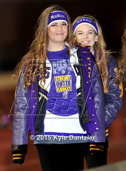 Thumbnail 1 in Godley vs Krum (UIL 4A Division 2 Region 1 Bi-District Playoff) photogallery.