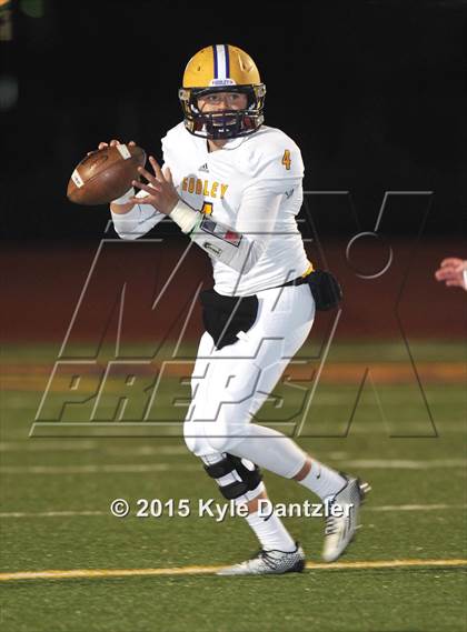 Thumbnail 1 in Godley vs Krum (UIL 4A Division 2 Region 1 Bi-District Playoff) photogallery.