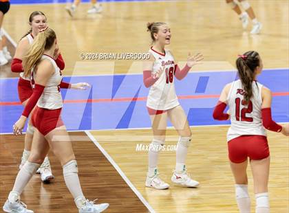 Thumbnail 3 in Eaton vs. Alamosa (CHSAA 3A Round 3) photogallery.