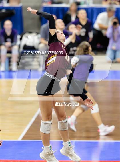 Thumbnail 3 in Eaton vs. Alamosa (CHSAA 3A Round 3) photogallery.