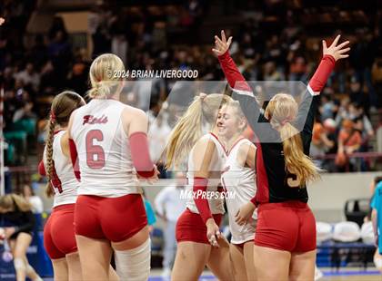 Thumbnail 1 in Eaton vs. Alamosa (CHSAA 3A Round 3) photogallery.