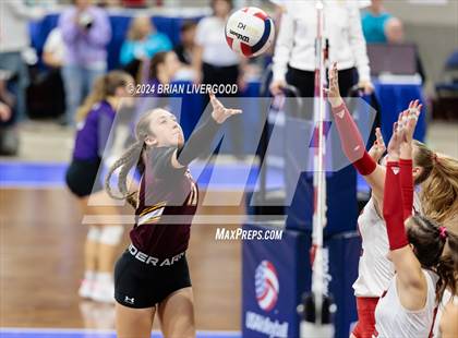 Thumbnail 2 in Eaton vs. Alamosa (CHSAA 3A Round 3) photogallery.