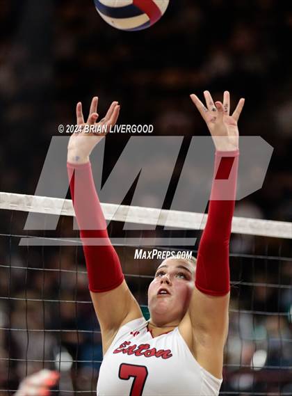 Thumbnail 1 in Eaton vs. Alamosa (CHSAA 3A Round 3) photogallery.