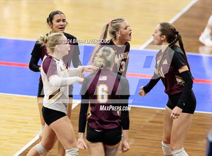 Thumbnail 2 in Eaton vs. Alamosa (CHSAA 3A Round 3) photogallery.