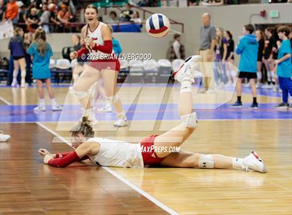 Thumbnail 2 in Eaton vs. Alamosa (CHSAA 3A Round 3) photogallery.